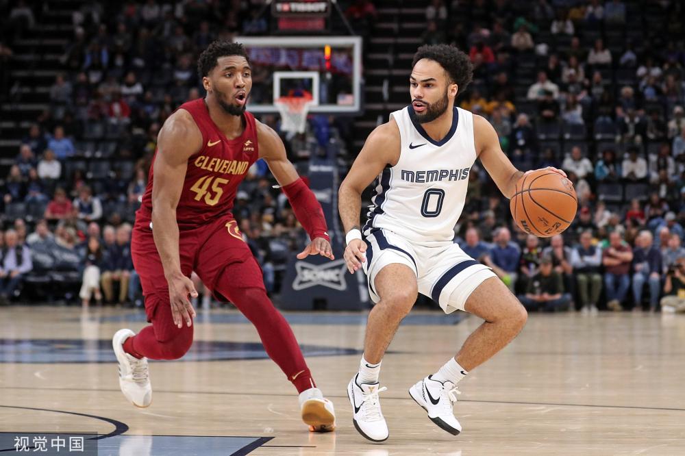 他在全球范 他在全球范